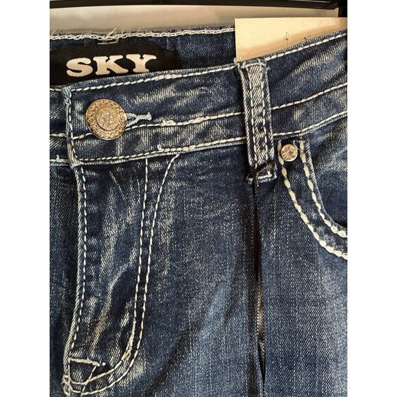 Sky Premium Collection Jeans 11/30 Stone Embellished Bootcut Angel Wings Heart - Picture 3 of 9